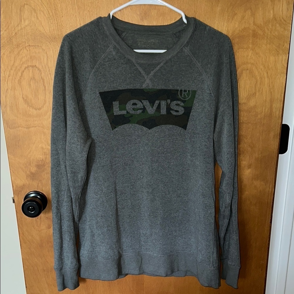 Men’s Levi’s Crewneck